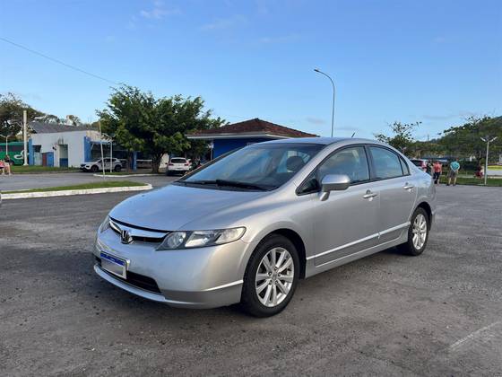 HONDA CIVIC 1.8 LXS 16V FLEX 4P MANUAL HONDA CIVIC 1.8 LXS 16V FLEX 4P MANUAL